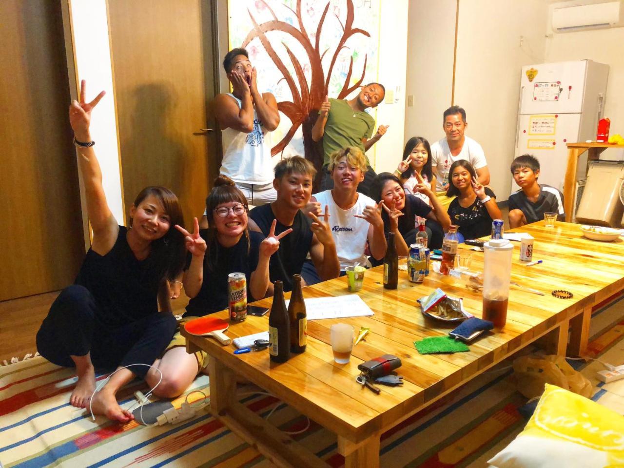 Guest House Waraemon Nago Exterior foto